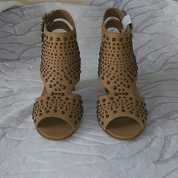 Very Volatile dress sandal - Picture 3 of 5